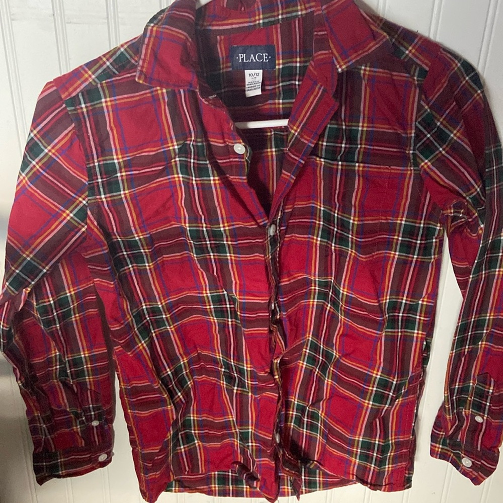 Boys size 10/12 button up.